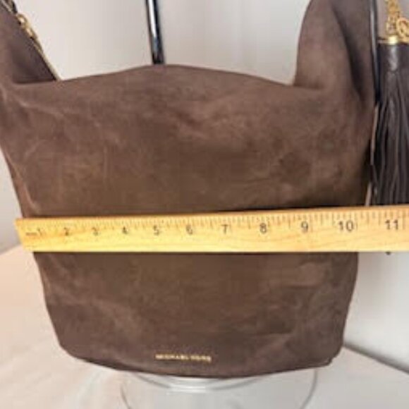 Michael Kors AUTHENTICATED Brown Suede Leather Hobo Bag Gold Chain Tassel Boho - Picture 13 of 15